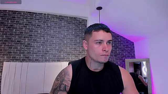 connorsmiith online show from February 2026 11:40:01 AM