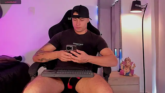 Snapshot of connorsmiith chatting on June 2026 12:36:01 PM connorsmiith online show from June 2026 12:36:01 PM