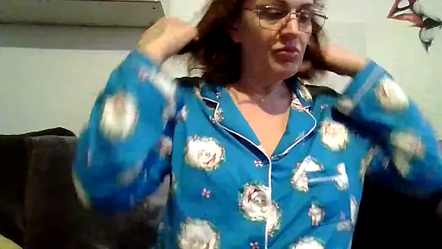 RubyyRosee online show from March 2026 06:40:02 AM