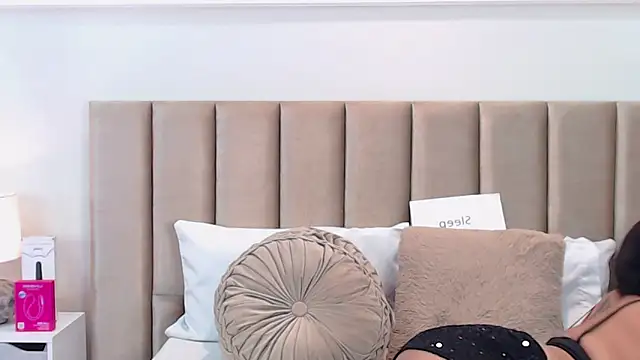 MelodyCarsson online show from February 2026 12:23:02 PM