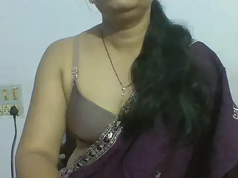 Snapshot of Marathi_q4een01 chatting on July 2026 03:55:01 AM Marathi q4een01 online show from July 2026 03:55:01 AM