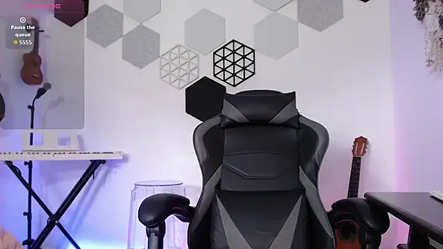 Susanahendrix online show from July 2026 06:23:01 PM