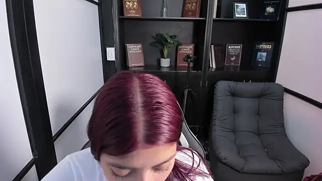 SharonQueen1 online show from September 2025 06:07:01 PM