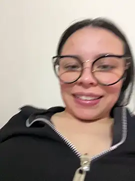 Snapshot of Megan_05_ chatting on April 2026 01:53:02 PM Megan 05 online show from April 2026 01:53:02 PM