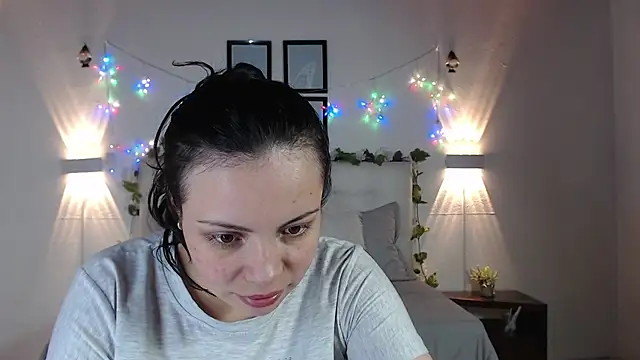Snapshot of Megan_05_ chatting on May 2026 06:56:02 PM Megan 05 online show from May 2026 06:56:02 PM