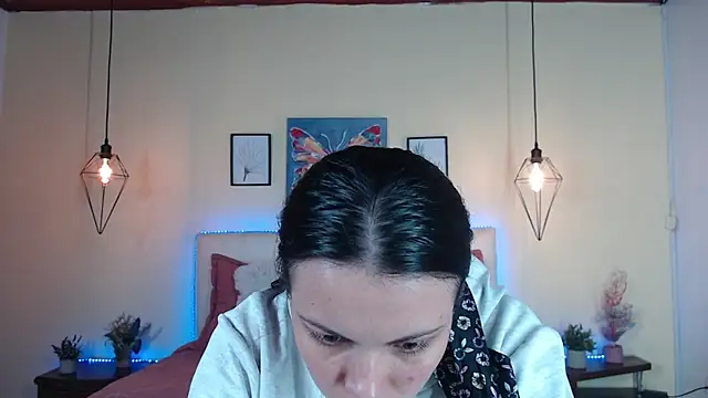 Snapshot of Megan_05_ chatting on June 2026 07:27:02 PM Megan 05 online show from June 2026 07:27:02 PM