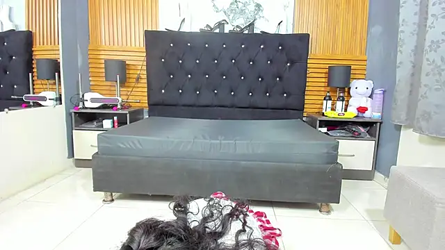 Lisa sweetas online show from November 2025 07:30:02 PM