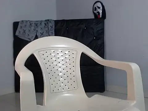 masterbrave420 online show from December 2025 02:06:02 AM