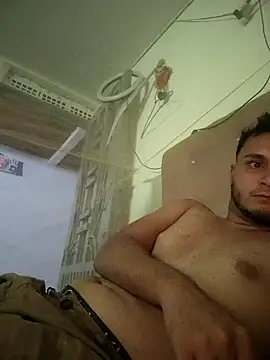 Snapshot of Hotguys111 chatting on September 2025 06:04:01 AM Hotguys111 online show from September 2025 06:04:01 AM