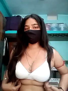 Snapshot of Snehabeauti chatting on October 2025 05:37:01 AM Snehabeauti online show from October 2025 05:37:01 AM