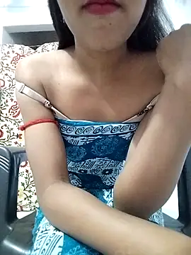 Snapshot of Naina_04 chatting on November 2025 04:57:02 PM Naina 04 online show from November 2025 04:57:02 PM