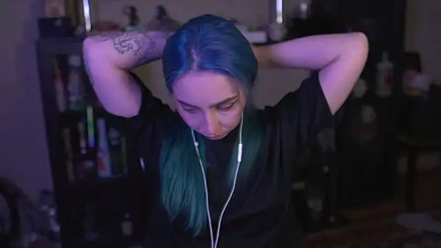 Snapshot of lis_silver chatting on March 2026 05:46:01 PM lis silver online show from March 2026 05:46:01 PM