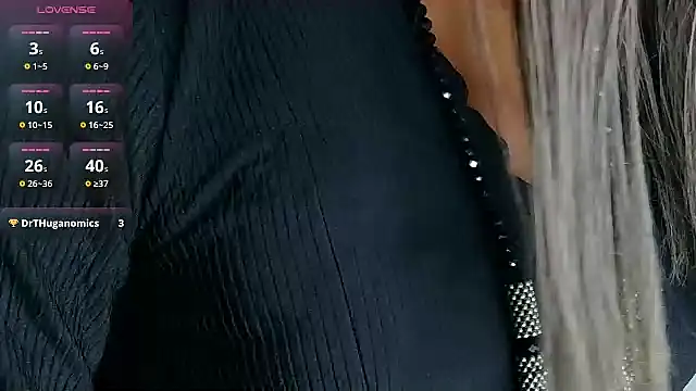 Snapshot of DARK_FANTASIES__ chatting on September 2025 10:46:02 PM DARK FANTASIES online show from September 2025 10:46:02 PM