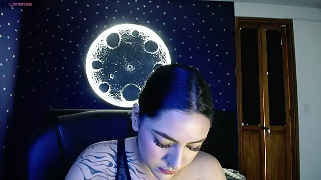 Snapshot of Megara_25 chatting on June 2026 02:47:02 PM Megara 25 online show from June 2026 02:47:02 PM