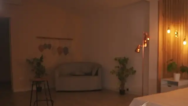 Snapshot of Carolart_ chatting on February 2026 09:55:01 PM Carolart online show from February 2026 09:55:01 PM