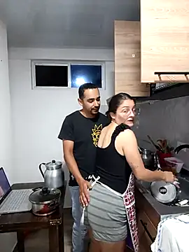 stivenlujan69 online show from October 2025 01:23:01 AM