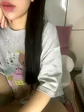 Snapshot of RubyBerry chatting on September 2025 07:41:01 AM RubyBerry online show from September 2025 07:41:01 AM