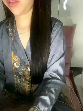 Snapshot of RubyBerry chatting on November 2025 03:45:02 PM RubyBerry online show from November 2025 03:45:02 PM