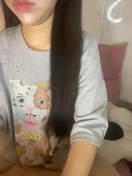 Snapshot of RubyBerry chatting on November 2025 02:54:02 AM RubyBerry online show from November 2025 02:54:02 AM