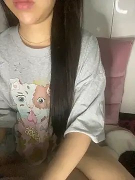 Snapshot of RubyBerry chatting on November 2025 04:01:02 PM RubyBerry online show from November 2025 04:01:02 PM