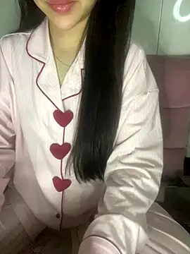 Snapshot of RubyBerry chatting on November 2025 04:51:01 PM RubyBerry online show from November 2025 04:51:01 PM