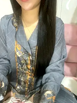 Snapshot of RubyBerry chatting on November 2025 08:36:01 AM RubyBerry online show from November 2025 08:36:01 AM