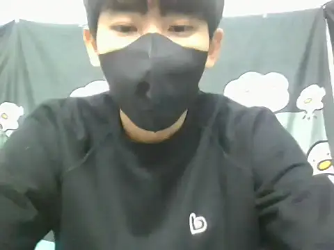 Minh online show from November 2025 08:03:02 AM