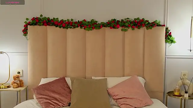 Snapshot of AdoraCortes chatting on February 2026 05:01:02 AM AdoraCortes online show from February 2026 05:01:02 AM