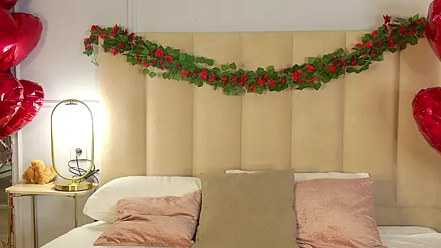 Snapshot of AdoraCortes chatting on February 2026 05:19:02 AM AdoraCortes online show from February 2026 05:19:02 AM