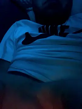 Snapshot of MikeFake chatting on January 2026 02:04:01 AM MikeFake online show from January 2026 02:04:01 AM