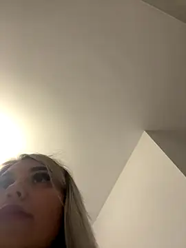 Princess-Jasmine07 online show from October 2025 06:20:02 PM