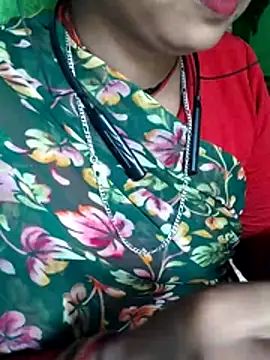 Snapshot of Cutsedi chatting on August 2026 06:26:01 AM Cutsedi online show from August 2026 06:26:01 AM
