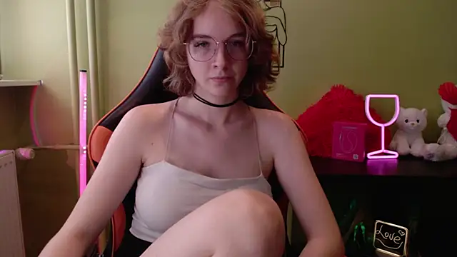Snapshot of juicyPenny chatting on May 2026 08:21:01 AM juicyPenny online show from May 2026 08:21:01 AM