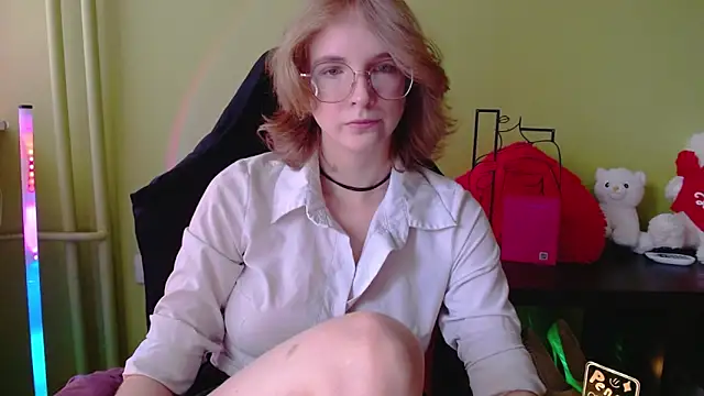 Snapshot of juicyPenny chatting on June 2026 12:37:01 PM juicyPenny online show from June 2026 12:37:01 PM