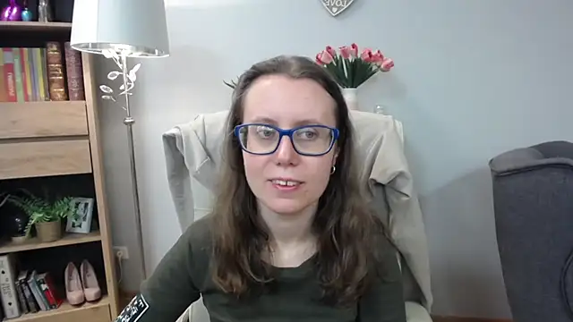 Snapshot of sweetxLizzy chatting on March 2026 04:24:04 AM sweetxLizzy online show from March 2026 04:24:04 AM