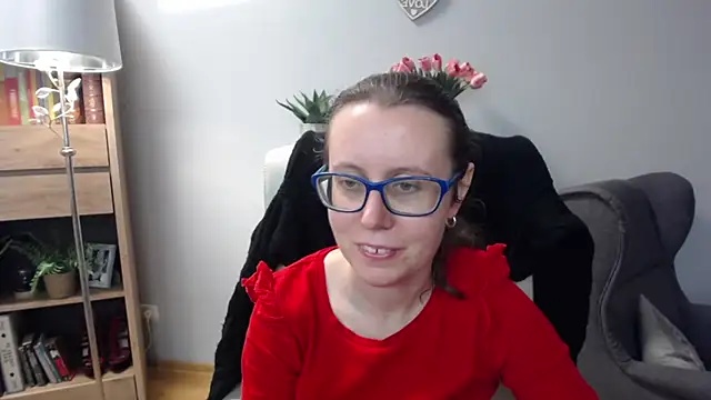 Snapshot of sweetxLizzy chatting on April 2026 04:35:01 AM sweetxLizzy online show from April 2026 04:35:01 AM