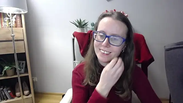 Snapshot of sweetxLizzy chatting on April 2026 04:30:02 AM sweetxLizzy online show from April 2026 04:30:02 AM