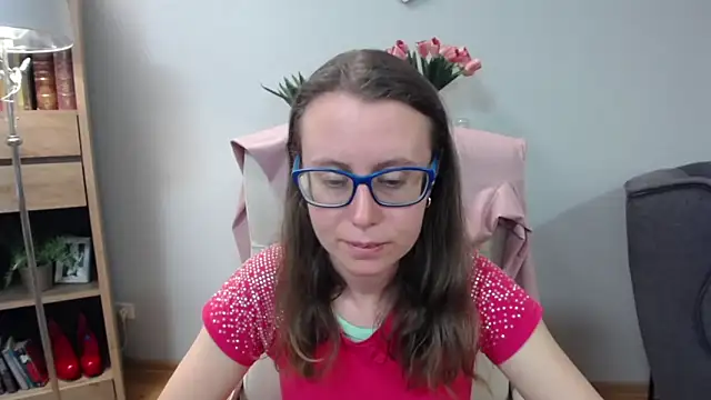 Snapshot of sweetxLizzy chatting on May 2026 06:20:02 AM sweetxLizzy online show from May 2026 06:20:02 AM
