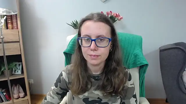Snapshot of sweetxLizzy chatting on May 2026 04:32:02 AM sweetxLizzy online show from May 2026 04:32:02 AM