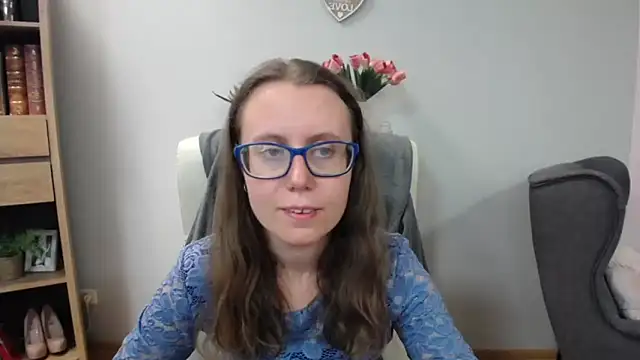 Snapshot of sweetxLizzy chatting on May 2026 04:30:02 AM sweetxLizzy online show from May 2026 04:30:02 AM