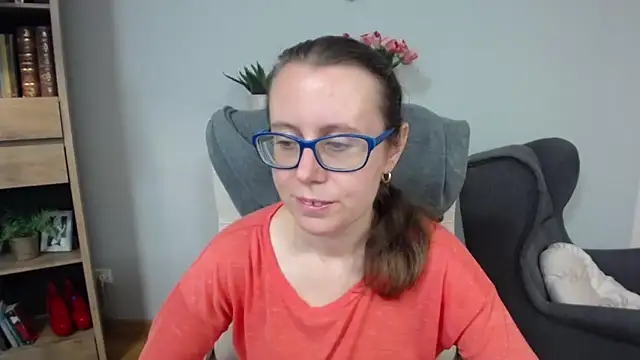 Snapshot of sweetxLizzy chatting on May 2026 04:29:01 AM sweetxLizzy online show from May 2026 04:29:01 AM