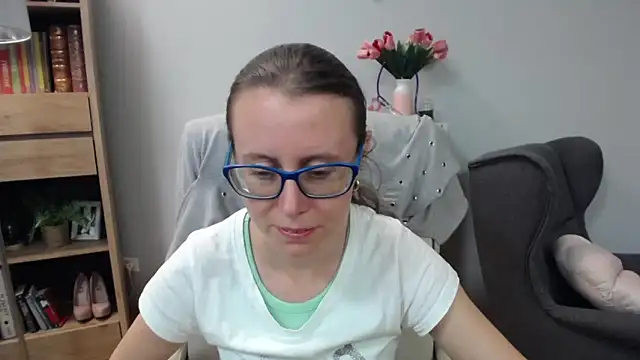 Snapshot of sweetxLizzy chatting on June 2026 04:25:02 AM sweetxLizzy online show from June 2026 04:25:02 AM