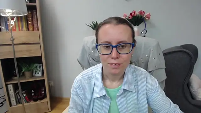 Snapshot of sweetxLizzy chatting on June 2026 04:43:02 AM sweetxLizzy online show from June 2026 04:43:02 AM