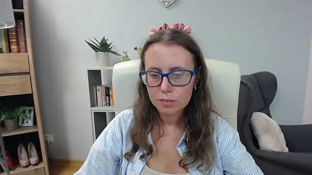 Snapshot of sweetxLizzy chatting on July 2026 06:47:02 AM sweetxLizzy online show from July 2026 06:47:02 AM