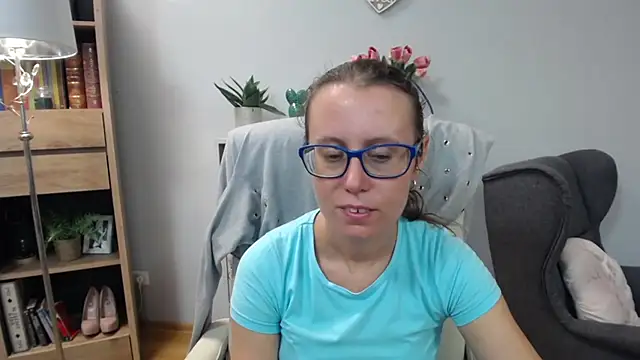 Snapshot of sweetxLizzy chatting on July 2026 04:28:01 AM sweetxLizzy online show from July 2026 04:28:01 AM
