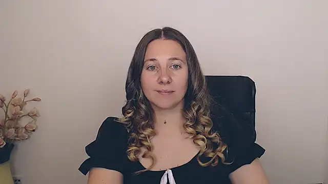 Snapshot of Darklure_ chatting on September 2025 08:20:01 PM Darklure  online show from September 2025 08:20:01 PM