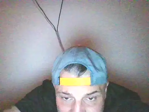 radeczek001 online show from May 2026 11:33:02 PM
