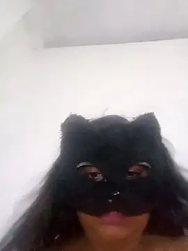 Snapshot of Slllll_Couple00 chatting on February 2026 02:43:01 PM Slllll Couple00 online show from February 2026 02:43:01 PM
