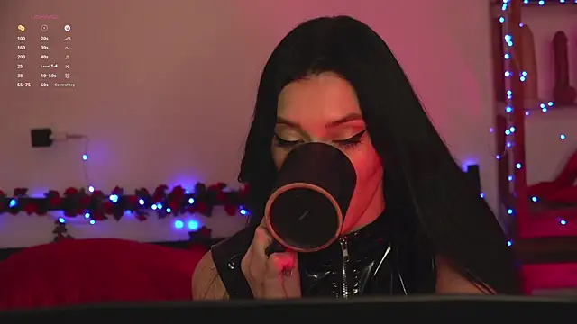 Snapshot of Olivia_Faye chatting on April 2026 08:57:02 PM Olivia Faye online show from April 2026 08:57:02 PM