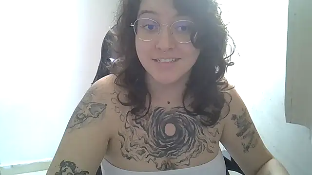 Blue Liz online show from October 2025 02:45:02 PM